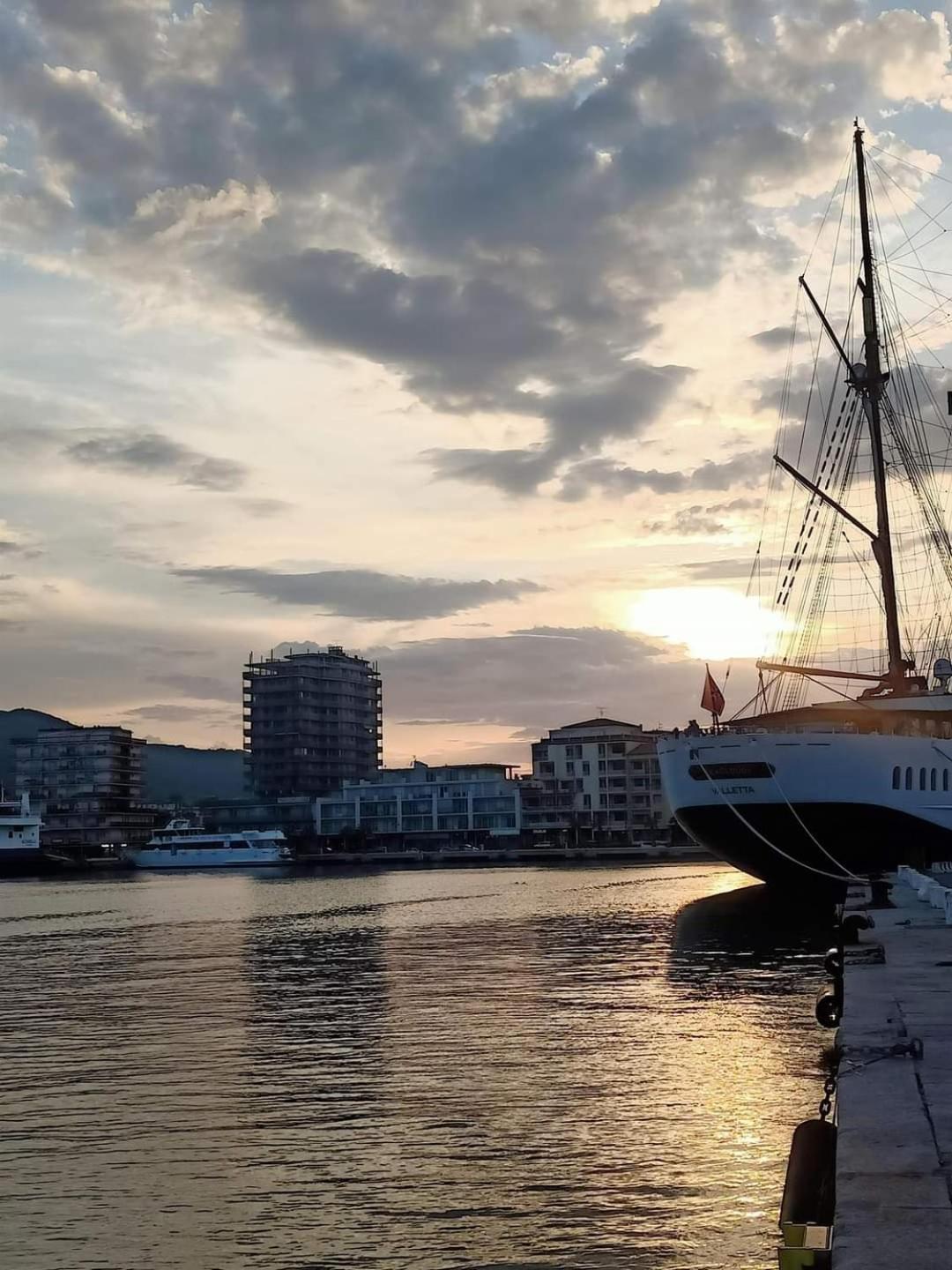 Mare Fuori Apartamento Portoferraio Exterior foto